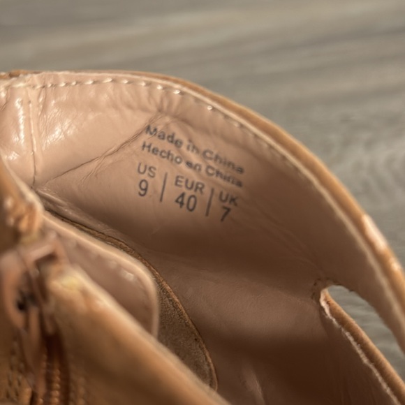 Aldo Sued Heels - Picture 4 of 4